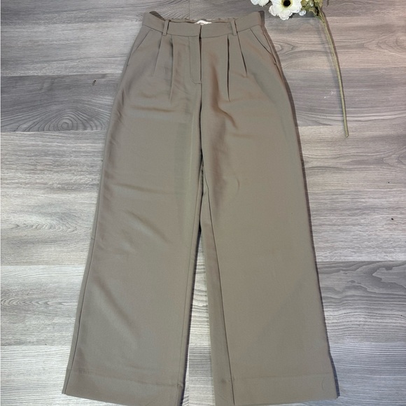 Abercrombie & Fitch Sloane Tailored Tan Wide-Leg Pants - Picture 5 of 16